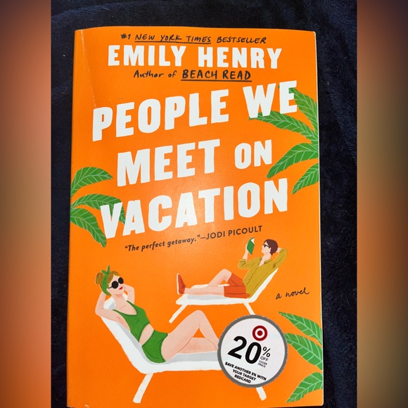 Book Bundle - Picture 5 of 11